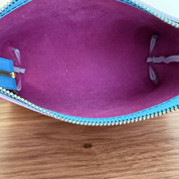 Wolf Leathers Mini Travel Case in Hot Pink NWOT/EUC leather - Picture 4 of 4